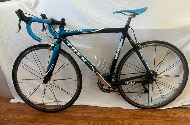 2007 Trek Madone SL 5.2 Road Bike (Discovery Channel) OCLV Carbon Frame, 56cm