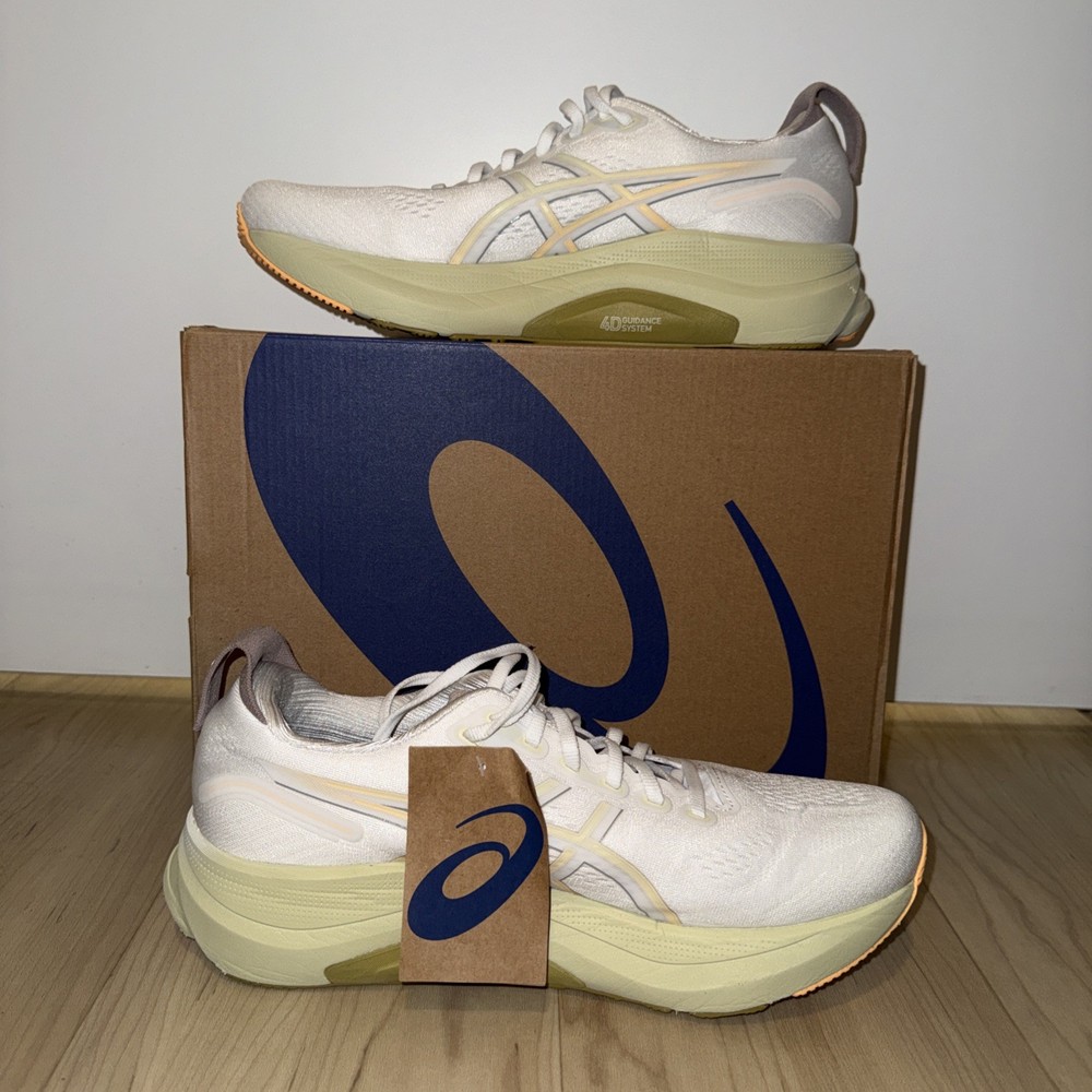Asics Gel-Kayano 32 Sneakers In White/Orange Glow - M Size 10.5 - 1011C052-101