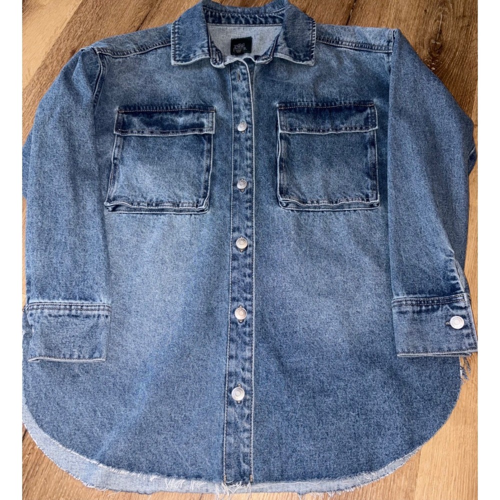 Wild Fable Women's Oversized Denim Shirt Jacket Button Up Long Sleeve Blue S