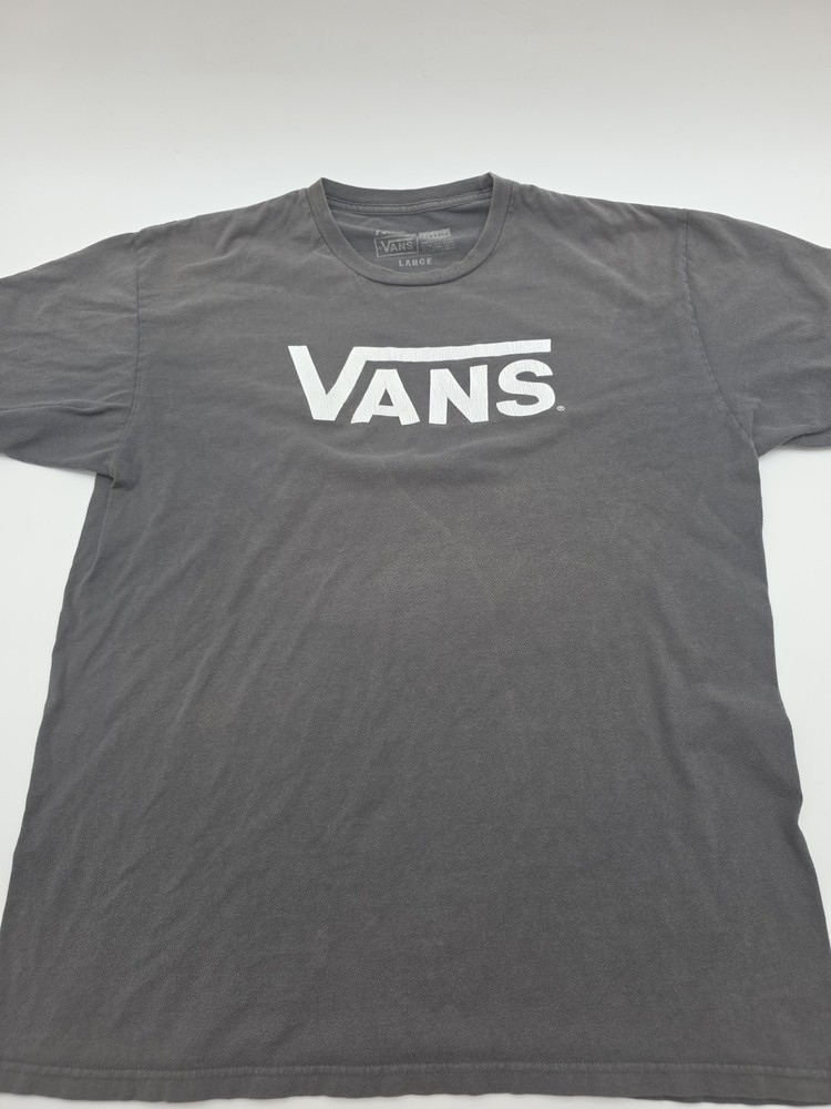 Vans T-shirt Men L Gray Graphic Print Logo .#44249