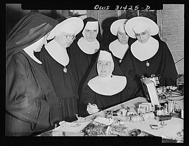 Photo:Washington DC Sister Aquinas Practical Lesson 1940s Nun Students