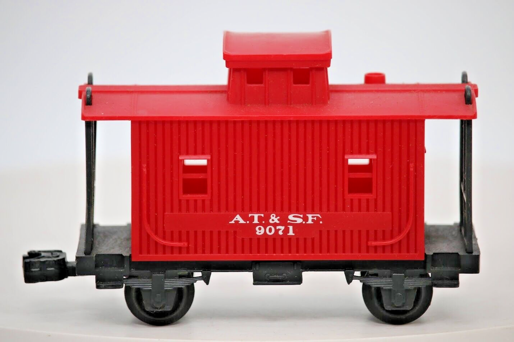 Lionel ATSF 6-9071 Bobber Caboose BLT in the 1980s. Unique Style O Gauge 1:48