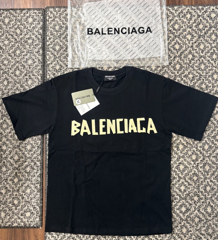 Balenciaga Men's Black Oversized Logo Graphic Jersey Cotton Crewneck T-Shirt M