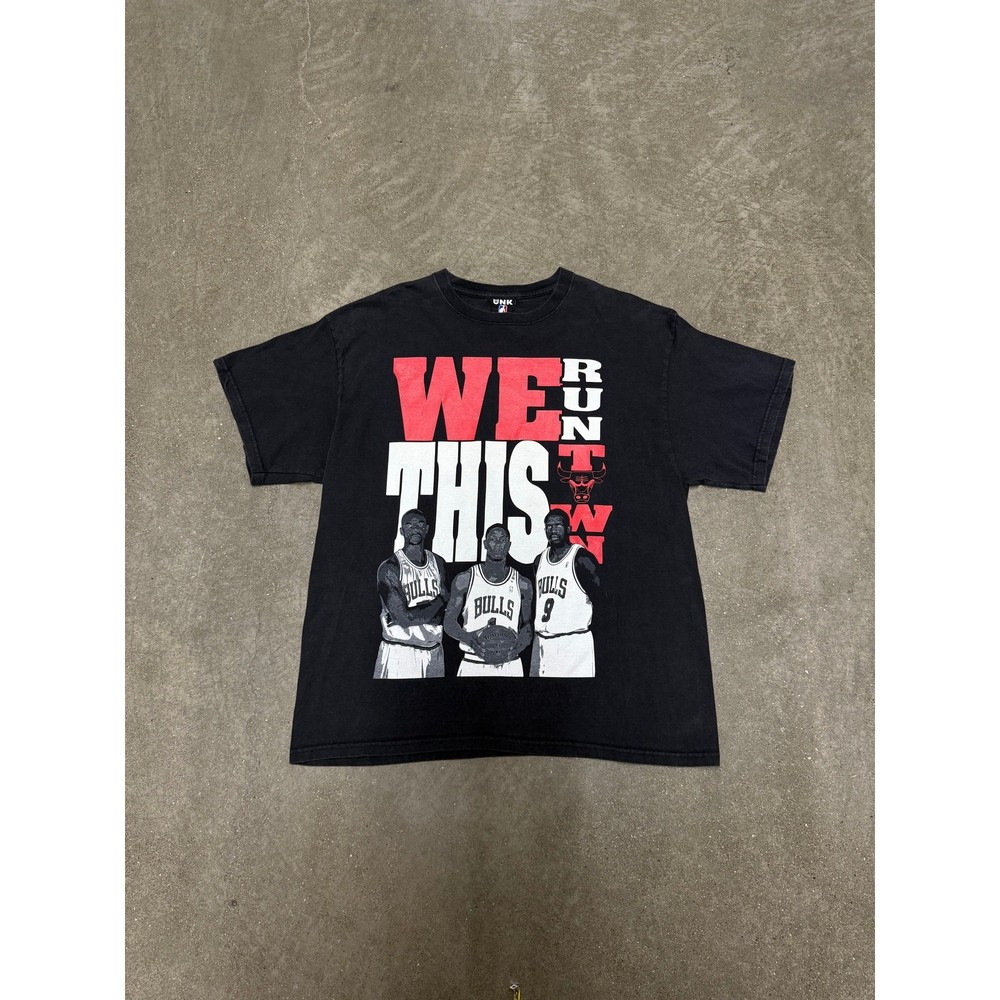Vintage Y2K NBA Chicago Bulls Derrick Rose Era T-Shirt