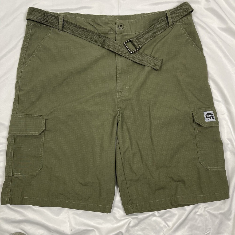 Buffalo Men's Cargo Shorts with Belt Size: 40
