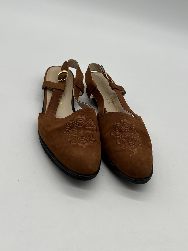 Vtg Salvatore Ferragamo Women 8.5AA Brown Suede Slingback Flats Embroidered Logo