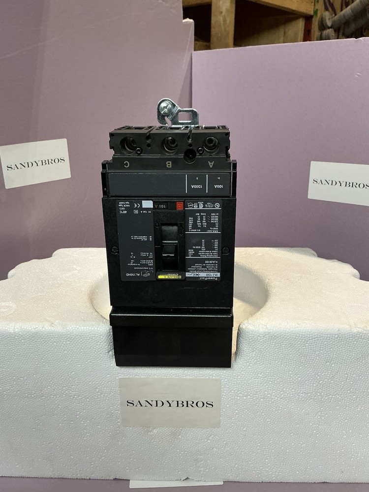 HJA36100 Square D 100 Amp Circuit Breaker NEW TAKEOUT.