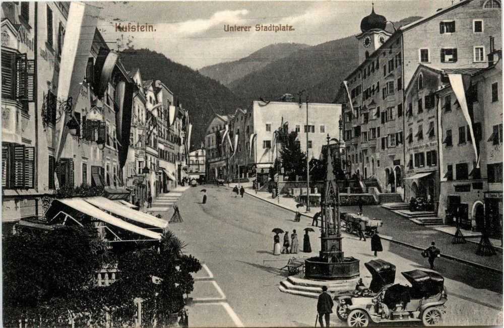 Kufstein/Tyrol-Kufstein, Lower Town Square -318412