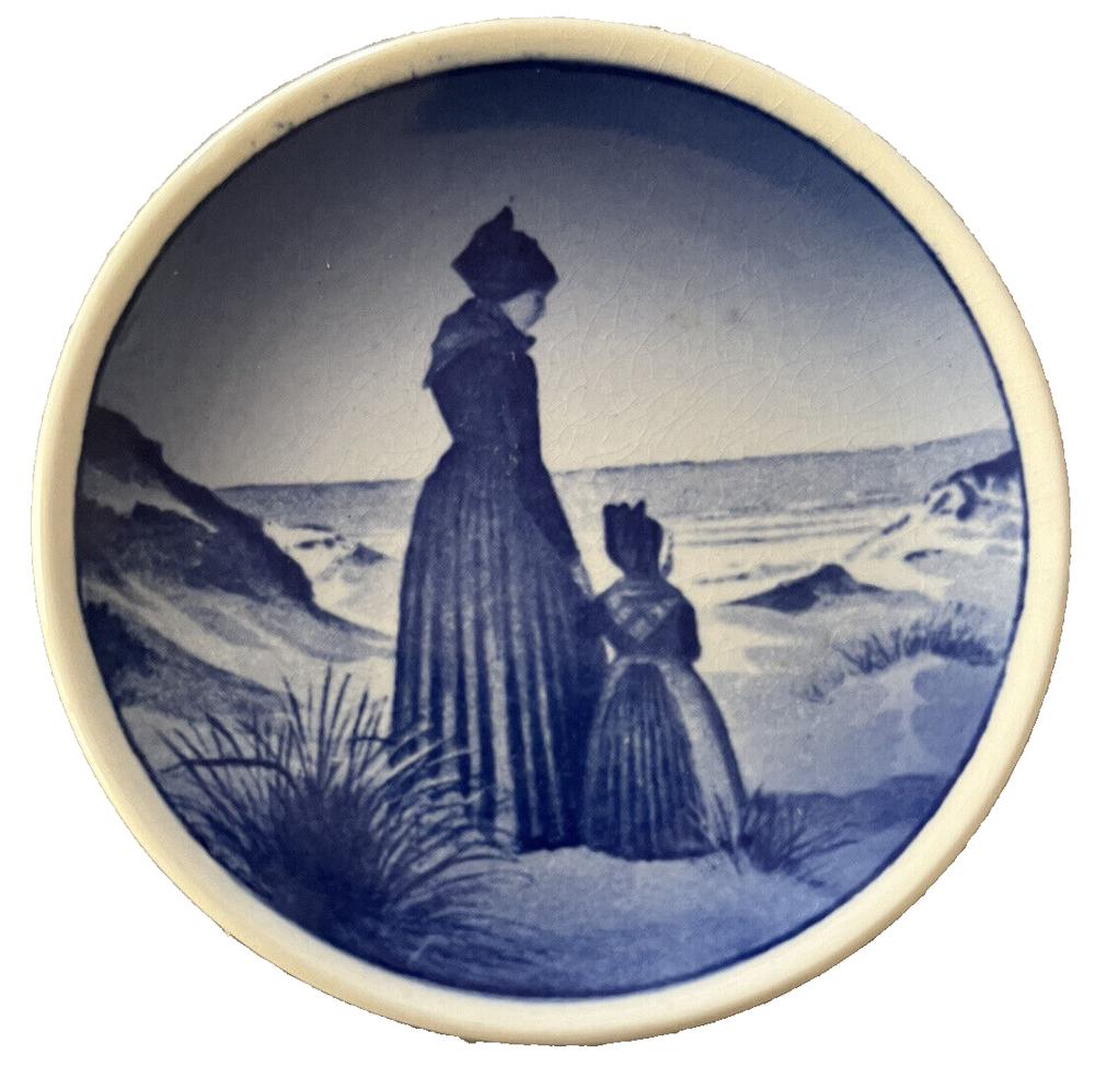 Royal Copenhagen Fano Denmark 2010 Mini Butter Wall Plate Vintage 31|2010