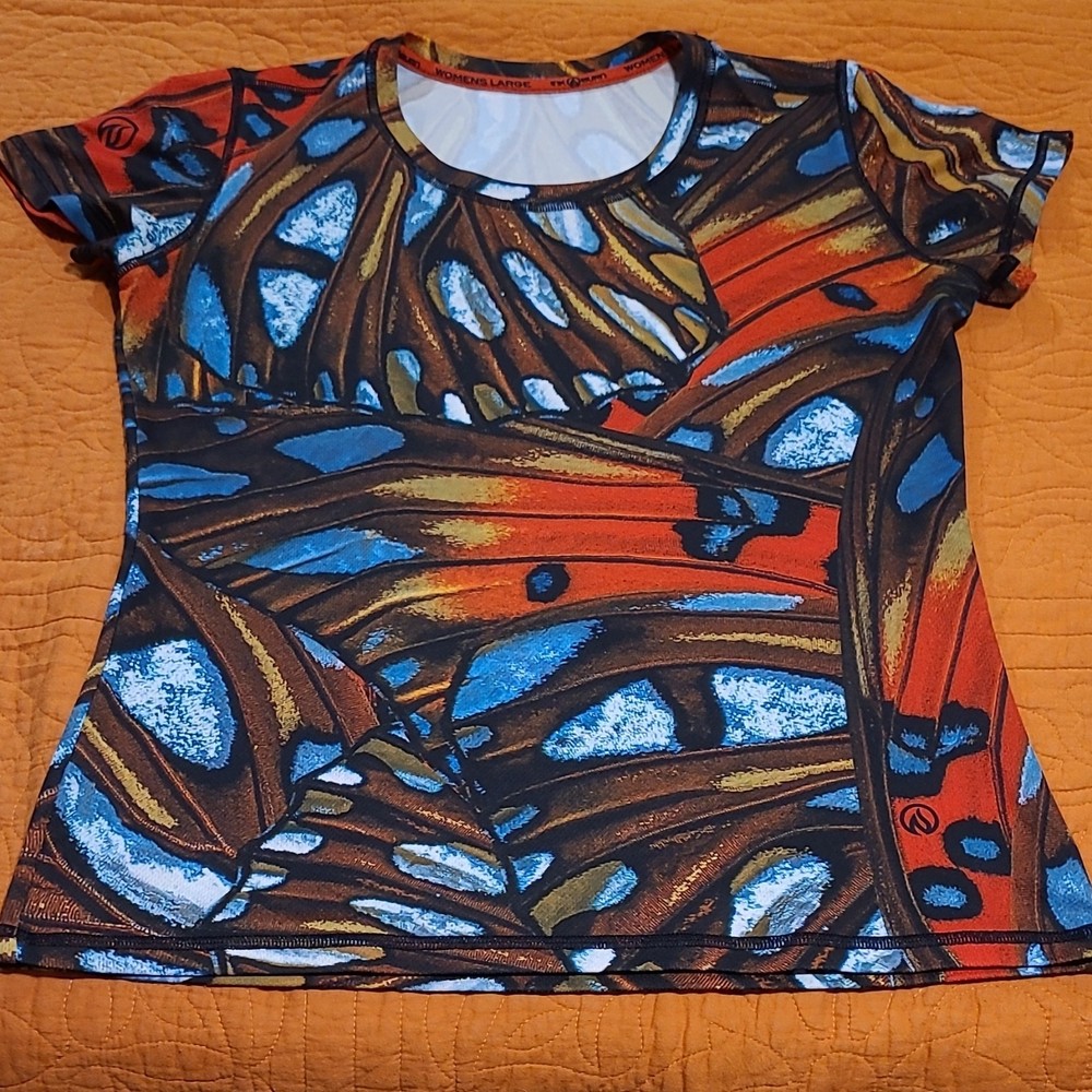INKnBURN Women's L Multicolor Butterfly Print Short Sleeve Crew Neck T-Shirt