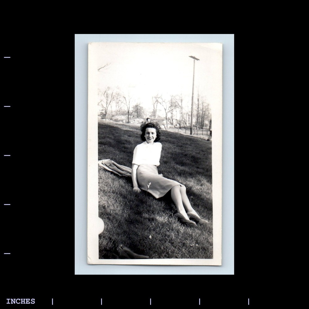 Old Vintage Photo LEGGY WOMAN SITTING IN PARK