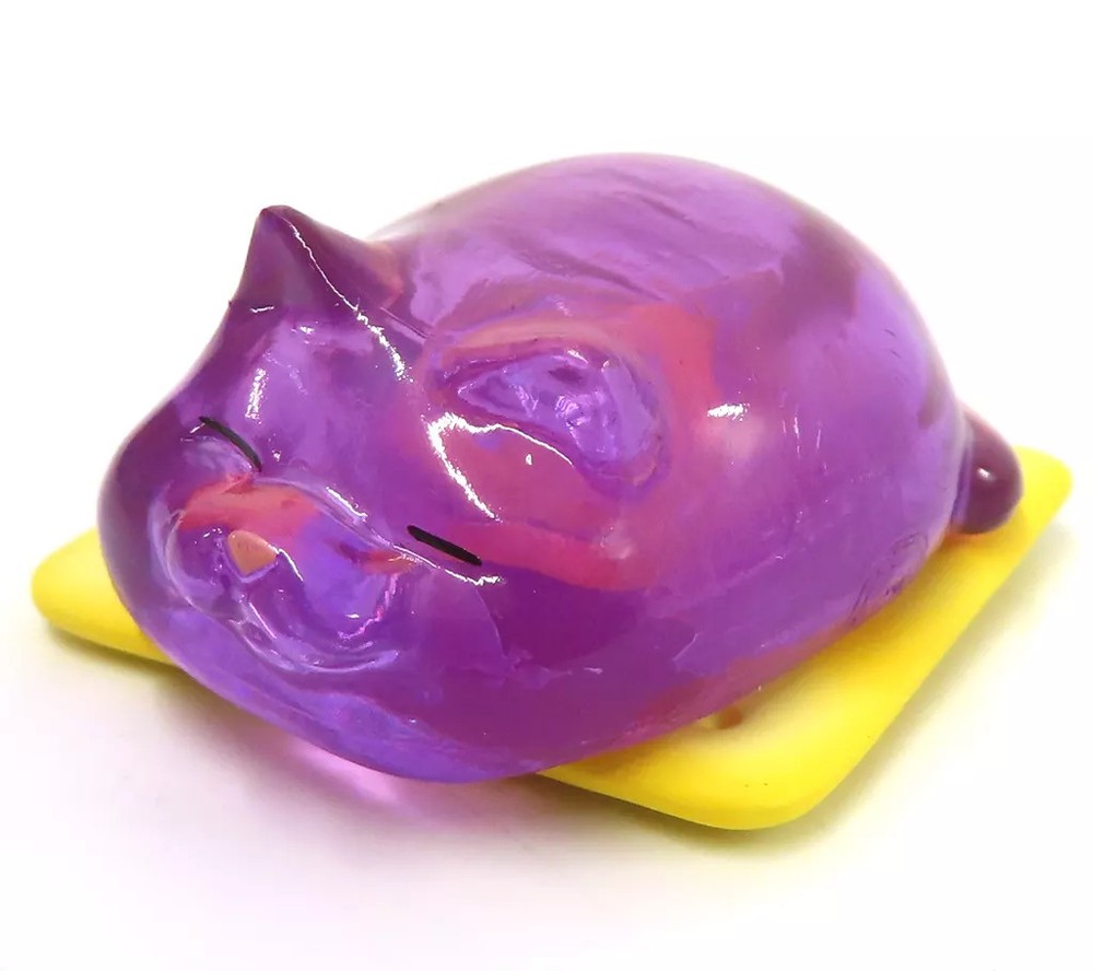 Animal Attraction Jam Nyan Mini Figure with Cracker