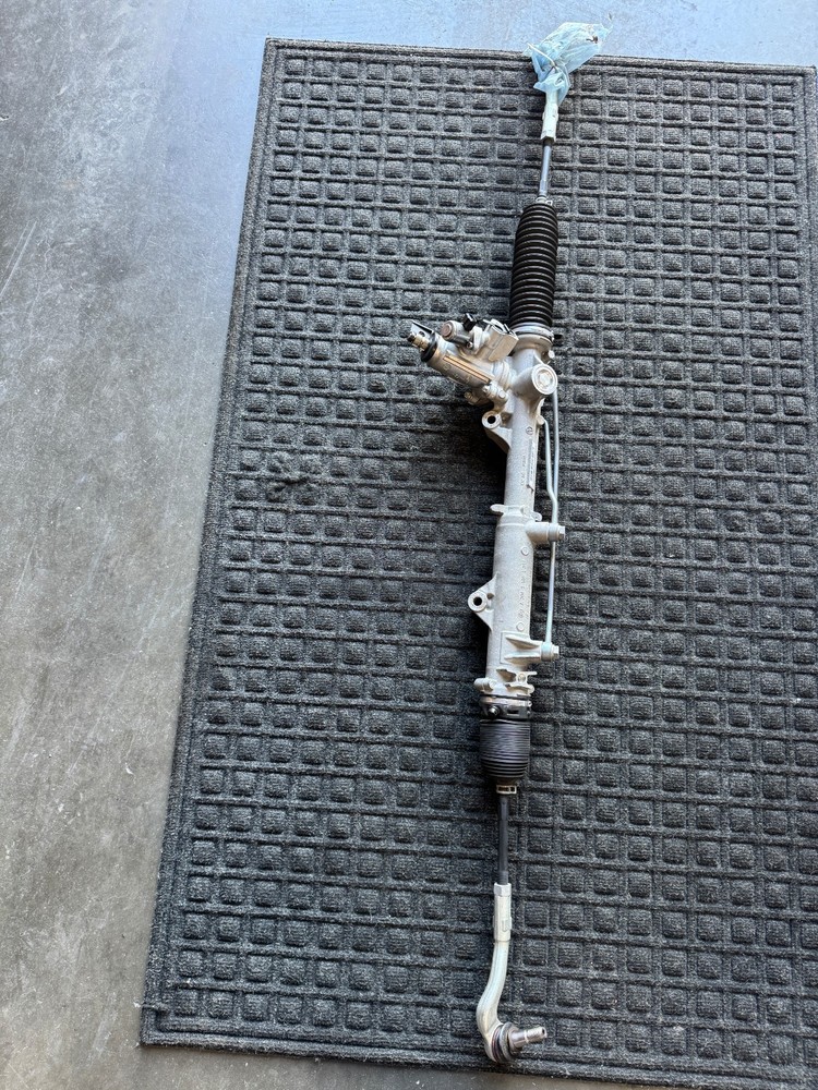 2008-2014 Mercedes-Benz W204 C250 C300 C350 Power Steering Rack OEM A2044609300