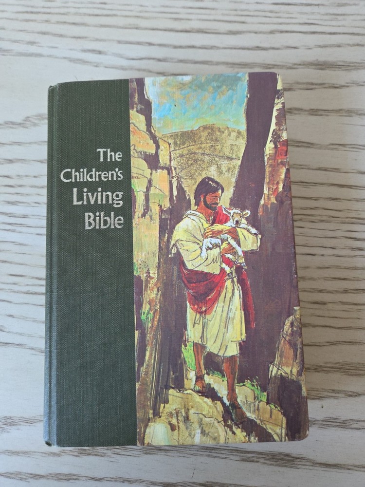 The Children's Living Bible, Paraphrased VTG 1973 Hardcover Tyndale