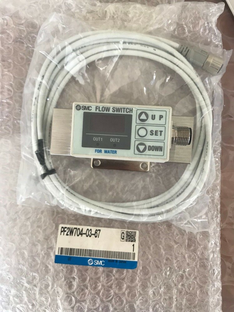 1pc New SMC flow switch solenoid valve PF2W704-03-67 #F22