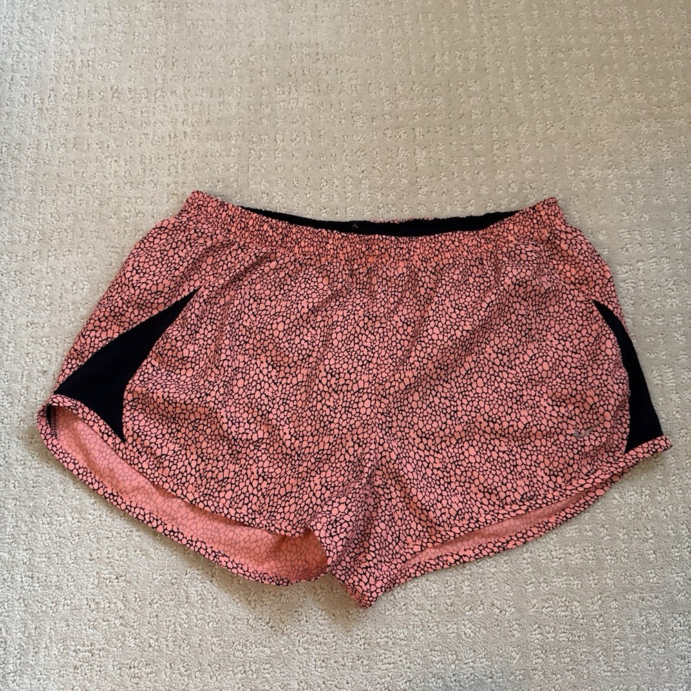 Nike Dri-Fit Running Shorts Womens Medium Pink Black Pebble Print Athletic