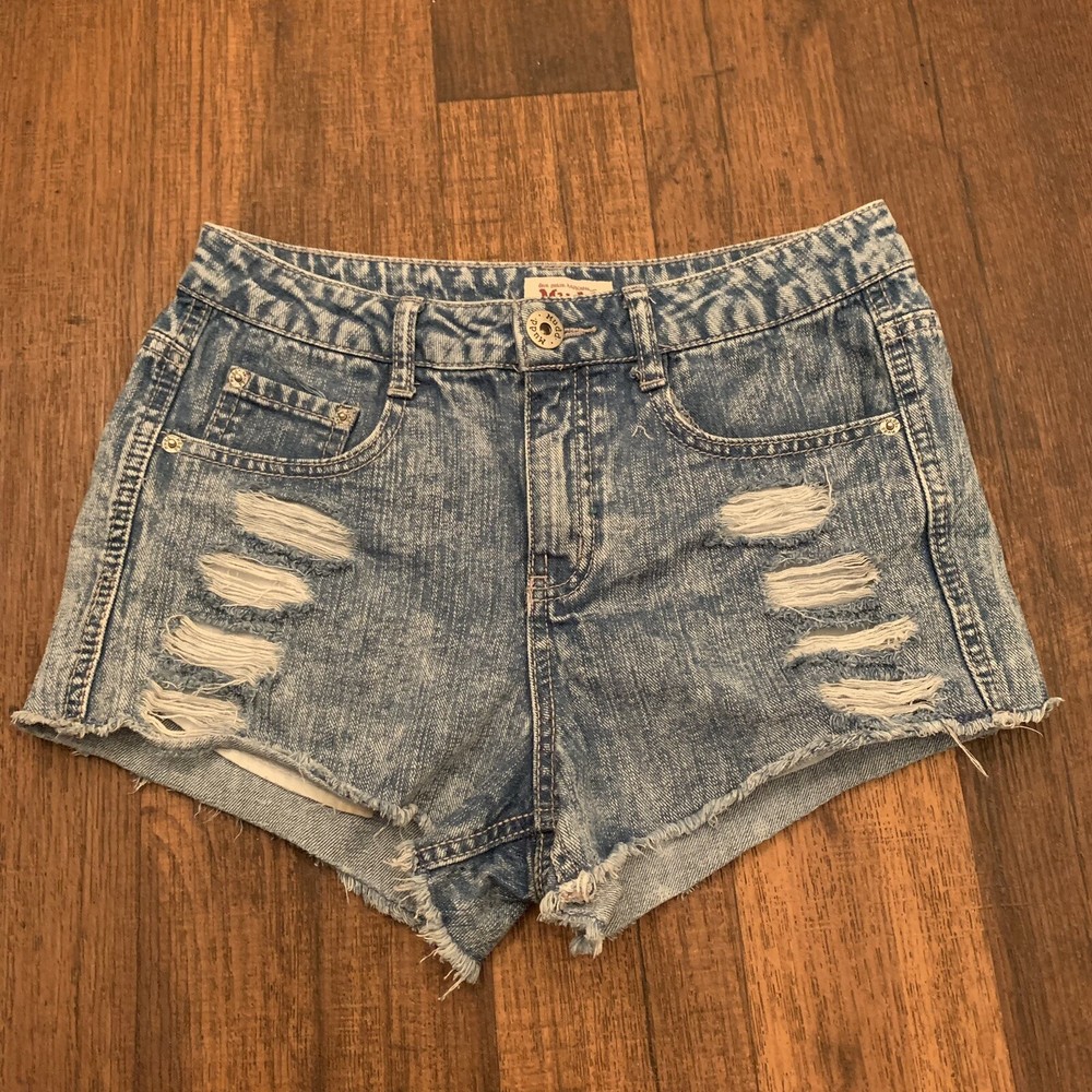 Mudd Junior Size 5 High Rise Acid Wash Cut Off Distressed Shorts
