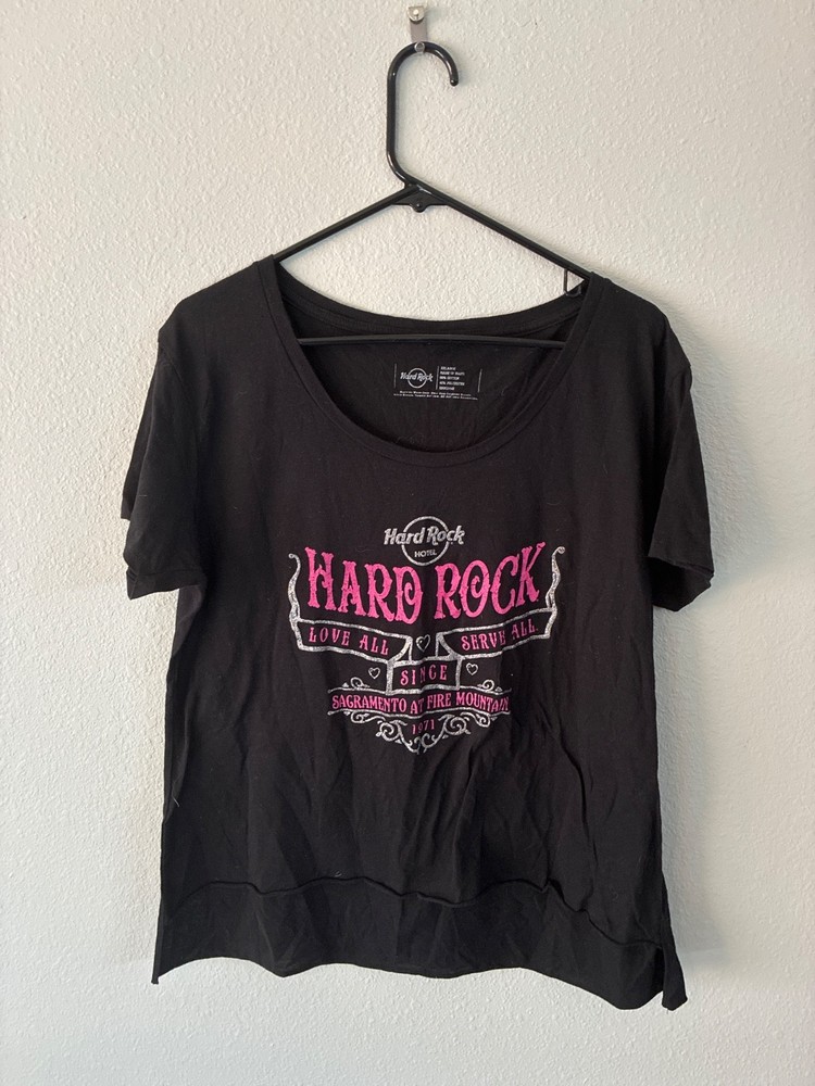 Hard Rock Cafe Women's Plus size Tshirt size XXL Black