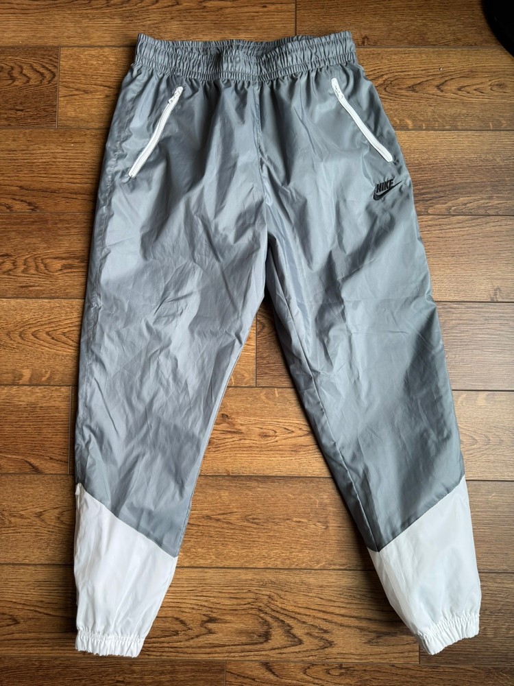 Nike Men Medium Windrunner Men's Woven Lined Pants Gray White DX0653-084 Track