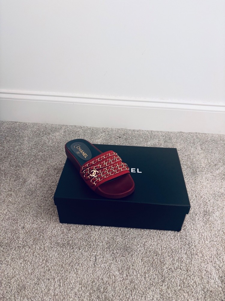 Chanel Dark Fuchsia Mules shoes size 6