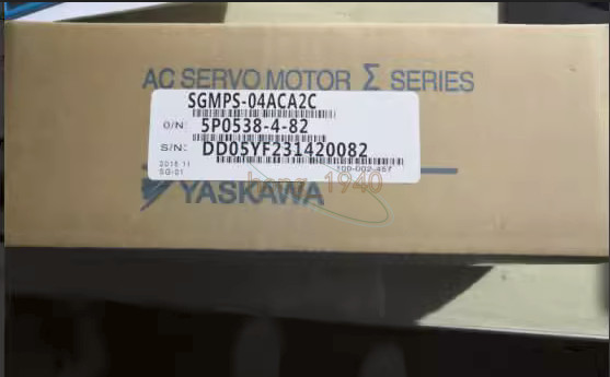 1PCS NEW Yaskawa Servo Motor SGMPS-04ACA2C