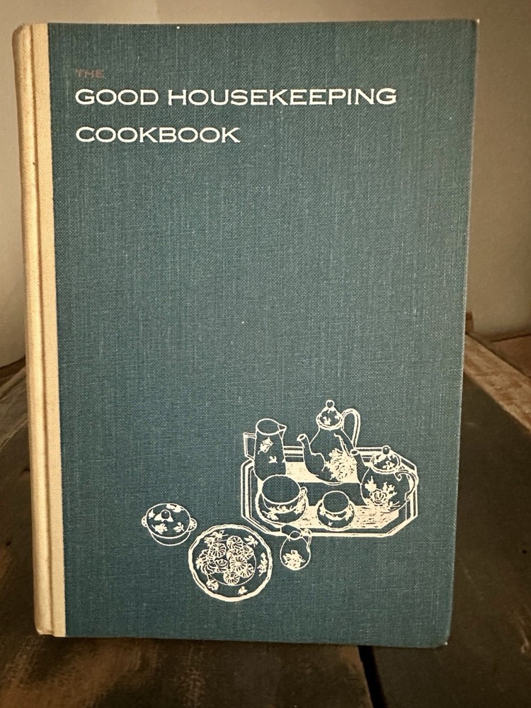 Vintage The Good Housekeeping Cookbook Hardcover 1963 Copyright