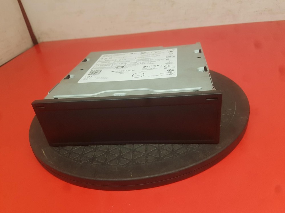 VOLKSWAGEN TAIGO RADIO STEREO HEAD UNIT 2023 3G5035820K