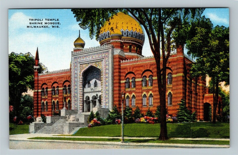 Milwaukee WI-Wisconsin Tripoli Temple Shrine Mosque  Vintage Souvenir Postcard