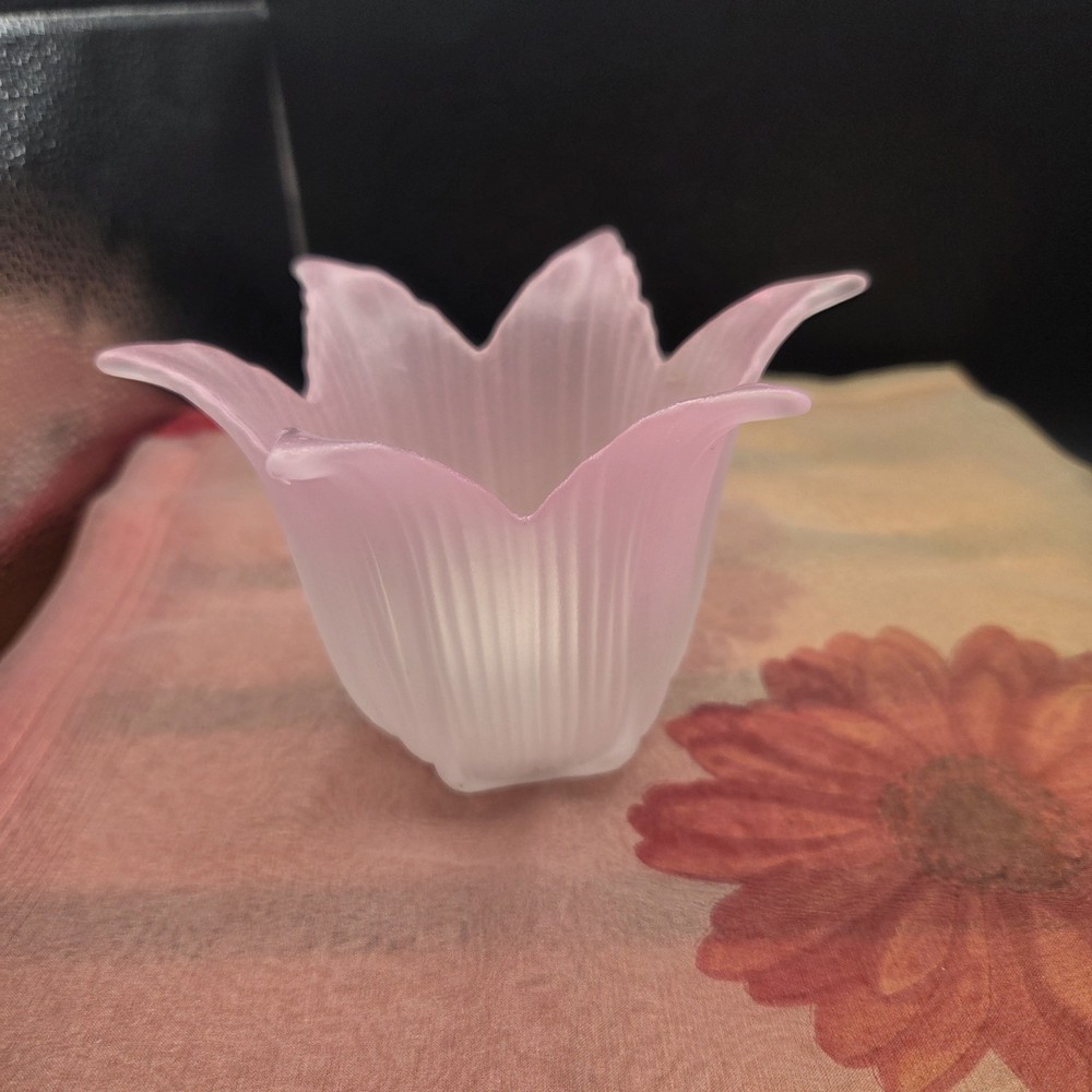 PartyLite P7161 Candle Pink Frosted Glass Tulip Votive Tea Lite Holders