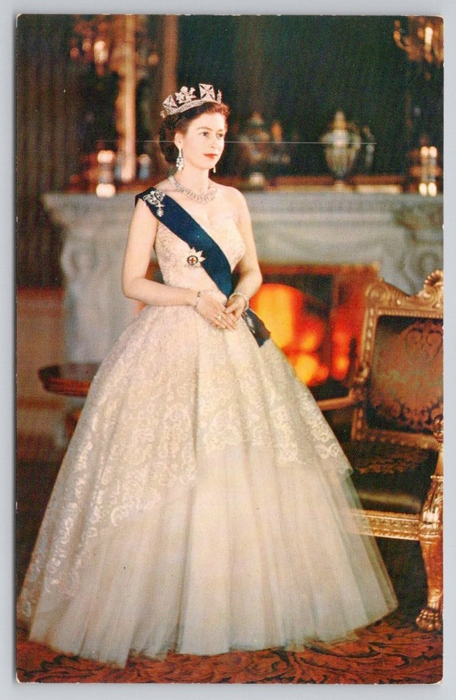 Queen Elizabeth II Royal Portrait Plasticchrome Postcard Baron Photo