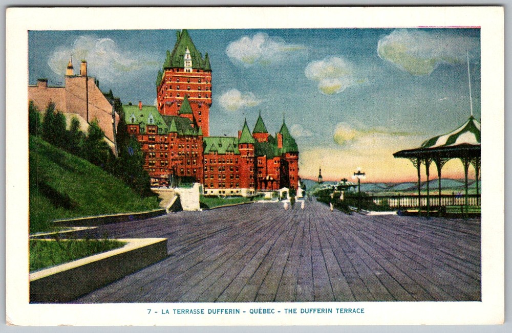 Vtg Postcard Chateau Frontenac Hotel Quebec City, Qc, CA 1930s