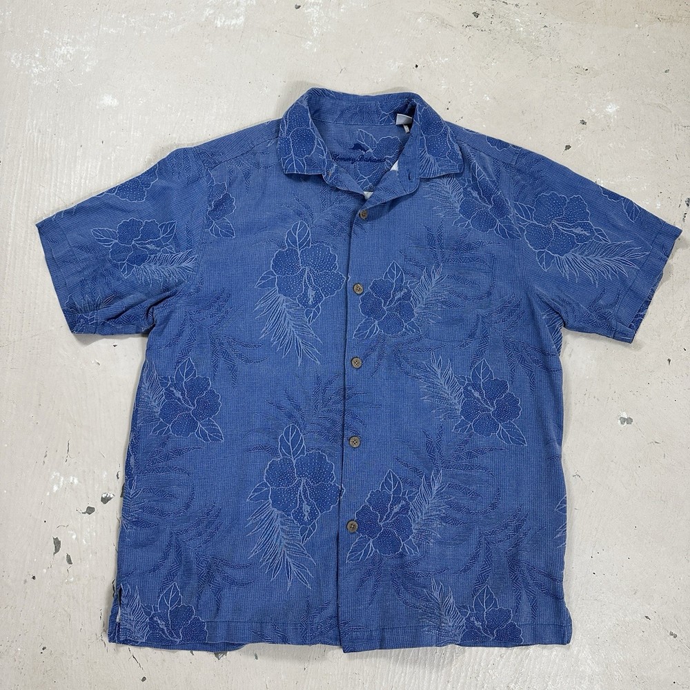 Tommy Bahama Shirt Men's Medium Blue 100% Silk Button Up Short Sleeve Floral