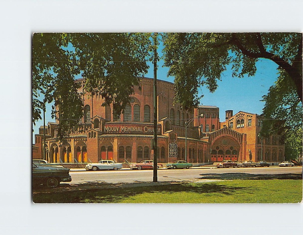 Postcard The Moody Church Chicago Illinois USA