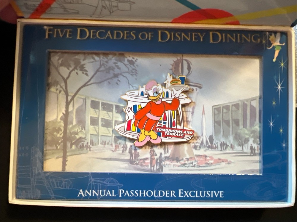 Daisy Duck 50th Anniversary Disney Dining Passholder Pin Box LE Tomorrowland Terrace