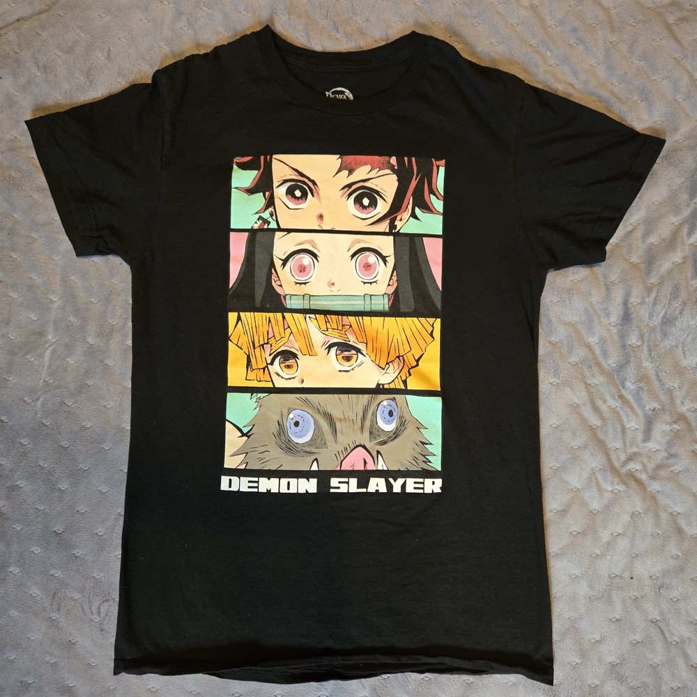 Demon Slayer Black Shirt Men's Size Small Animated Graphic Print Crewneck