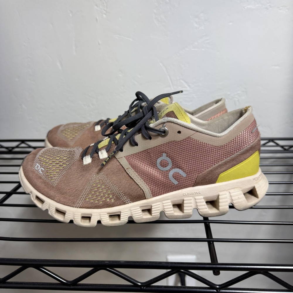 On Cloud Shoes Womens Size 8 Pink Yellow Cloudtec Helion Running Sneakers Mesh