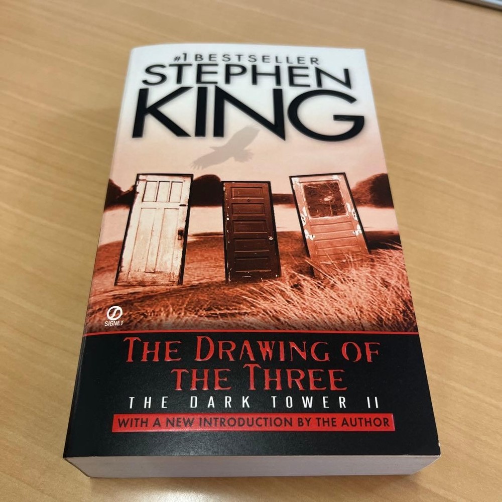 Stephen King The Drawing of The Three Dark Tower Series Novel