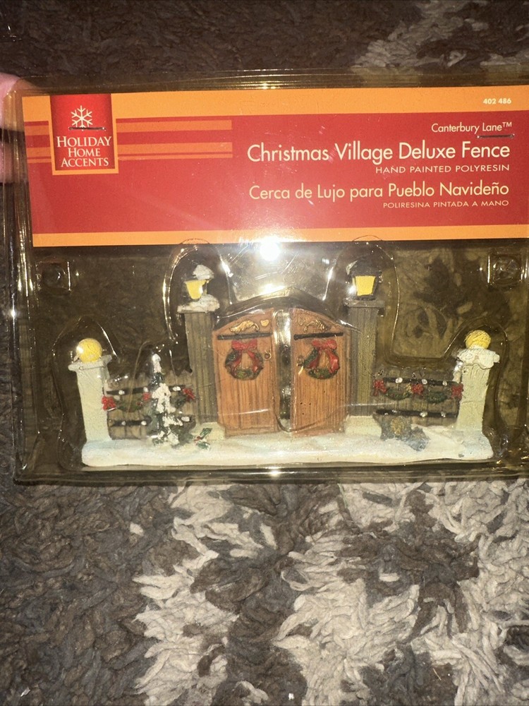 Holiday Home Christmas Village Deluxe Fence 2006 New in Plastic-image