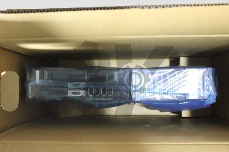 One New Mitsubishi Servo Drive Unit Mds-D-V2-2020 Mdsdv22020