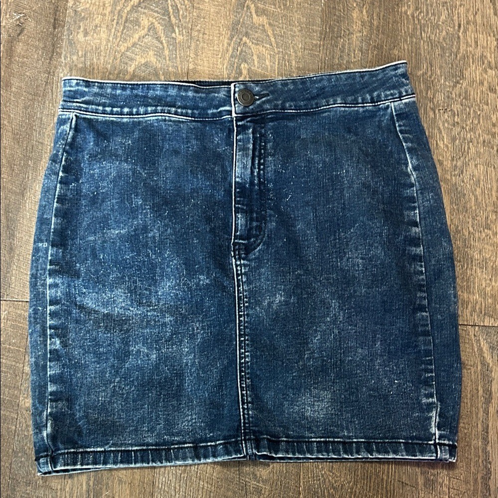 American Eagle Outfitters Dark Blue Denim Mini Skirt Stretch Size 12