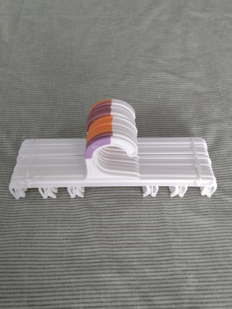 12 Plastic Lingerie Bra/Panties 11