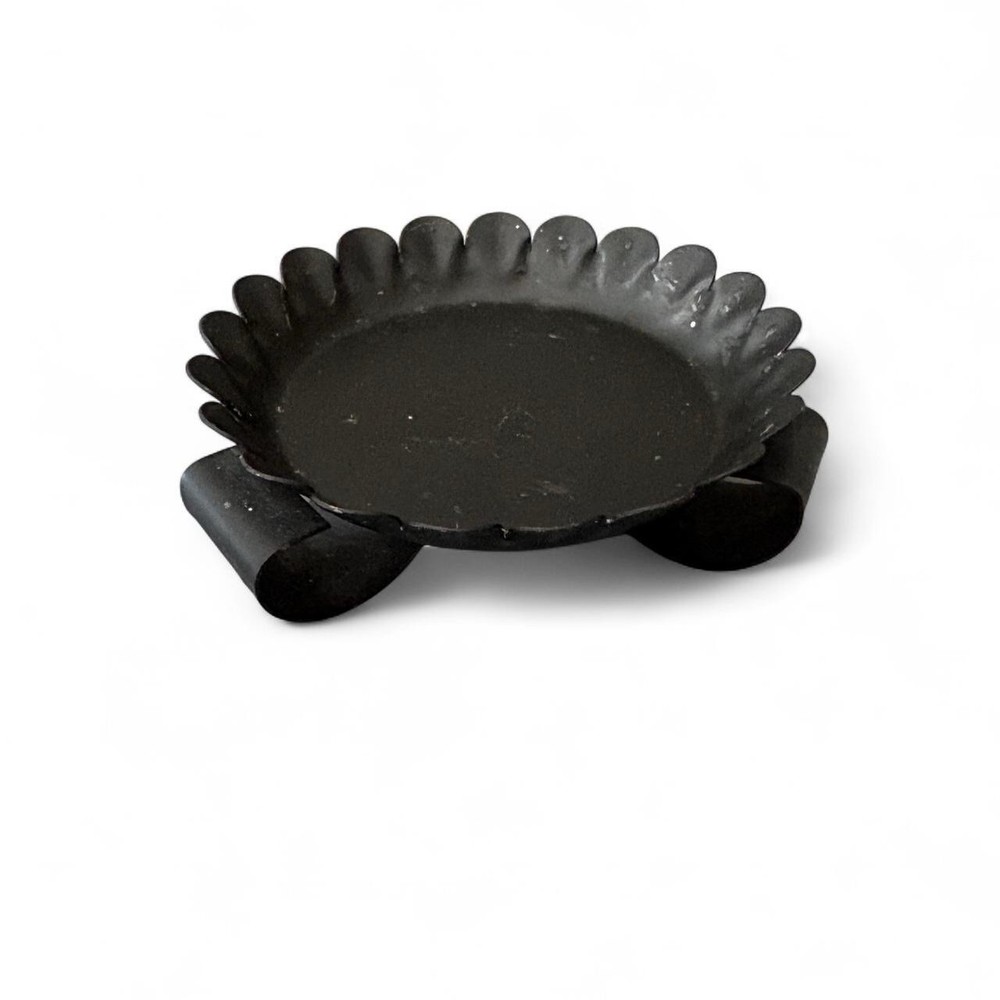 Vintage Black Metal Scalloped Pie Plate Pillar Candle Holder Rustic Gothic