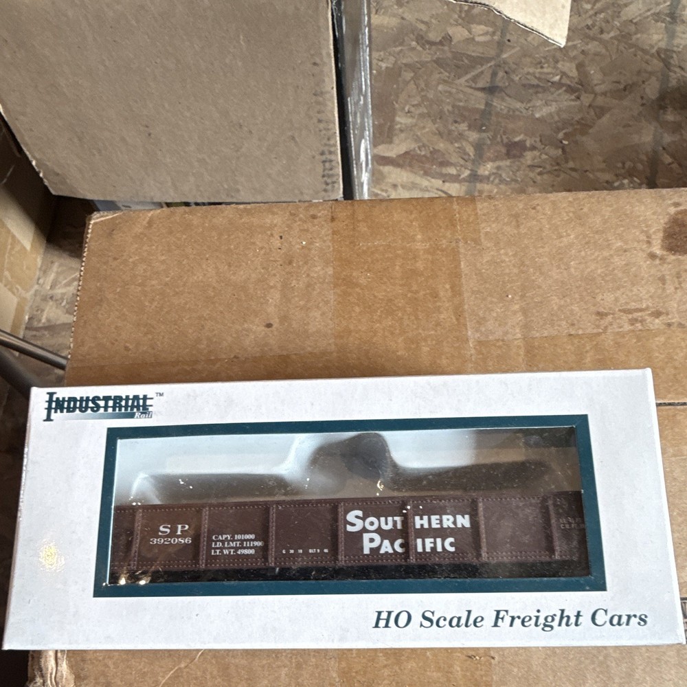 Industrial Rail HO 1:87 Freight Car Southern Pacific Brown Model Railroad