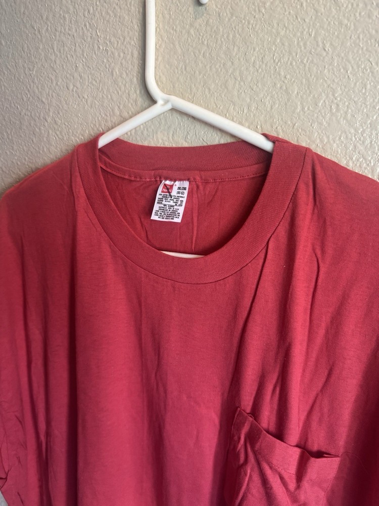 Vintage Hanes New Old Stock Men’s Pocket T Shirt 2XL Single Stitch NOS 90s