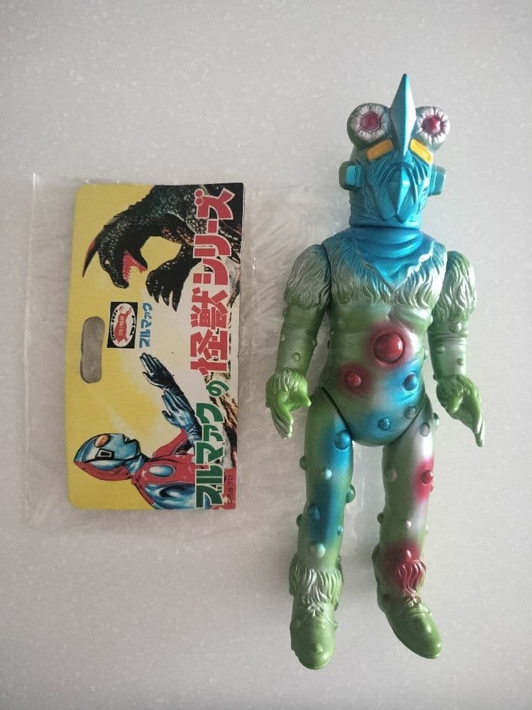 Bullmark Popy Sofubi Knuckle Alien Retro Sofubi From Japan