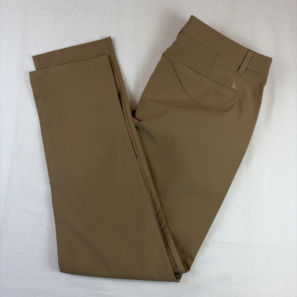 UNTUCKit Men's Traveler Tech Pants 32x30 Tan Slim Fit