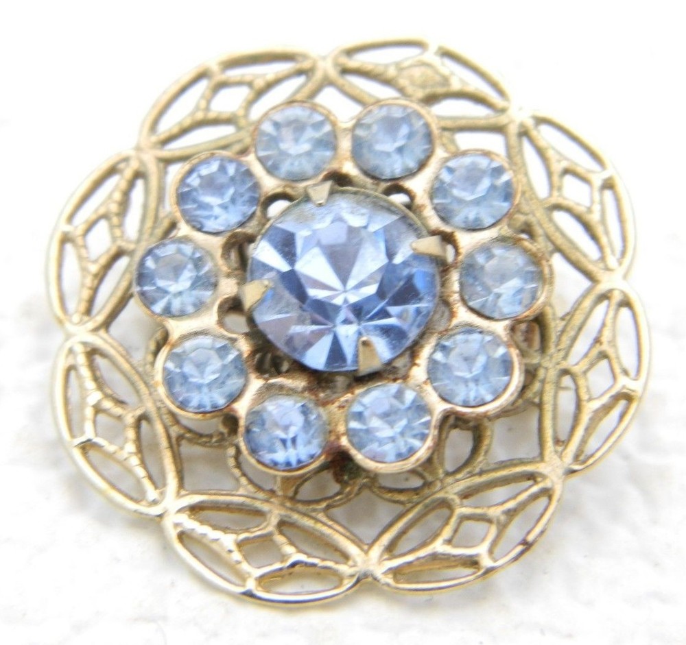 VTG Gold Tone Light Blue Rhinestone Filigree Pin Brooch