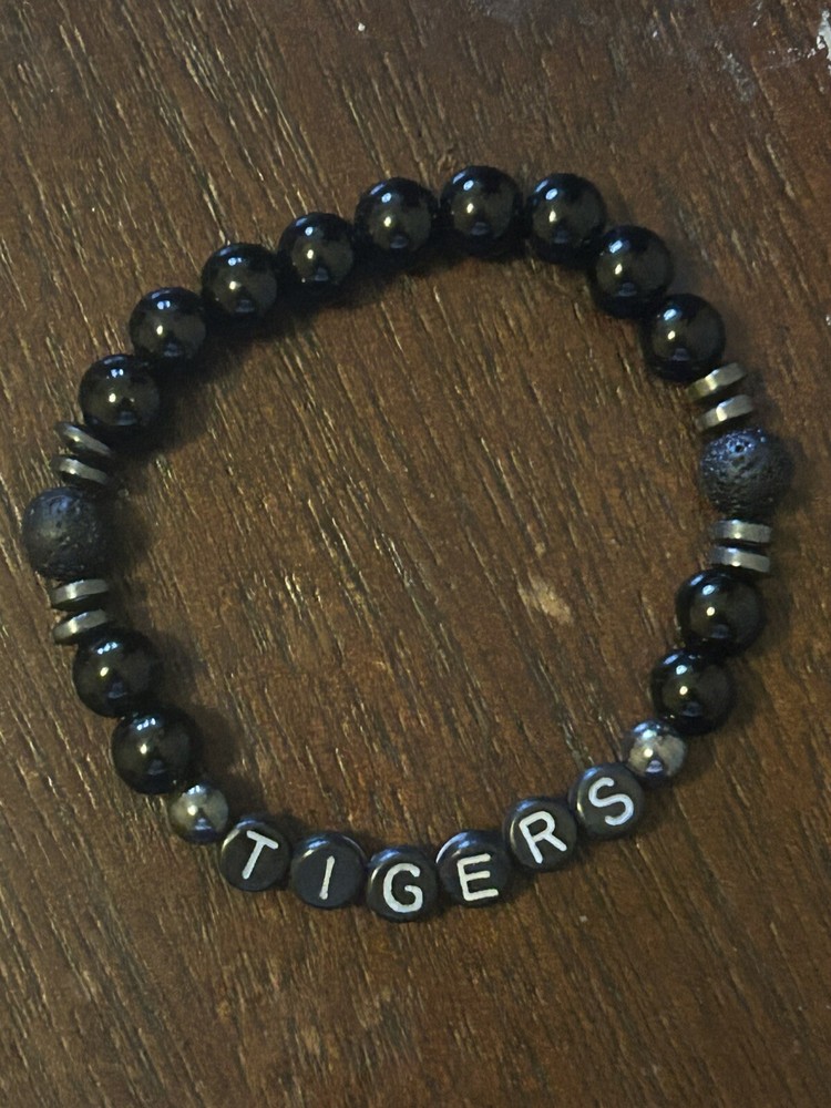 tigers black onyx bracelet