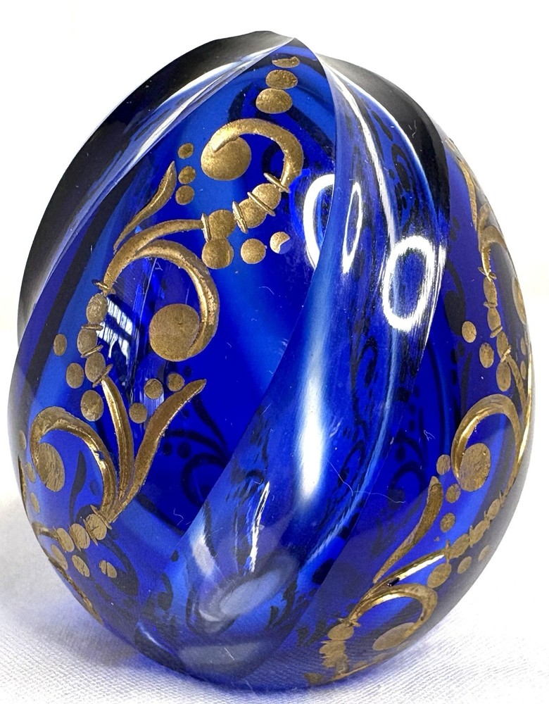 Vintage St. Petersburg Cobalt Blue W/ Gold Glass Egg 2.25” From Russia