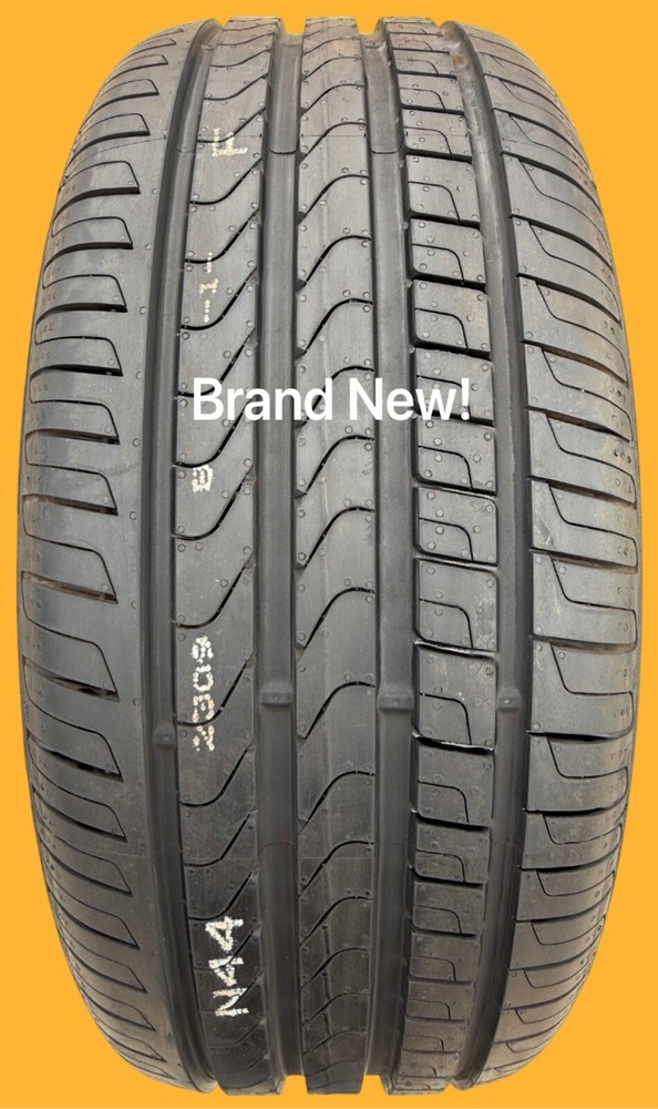 Pirelli Scorpion Verde All-Season 255/45R20 105V XL High Performance Tire